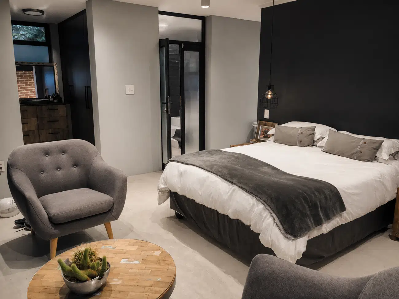 Paarl Residence bedroom with warm lighting